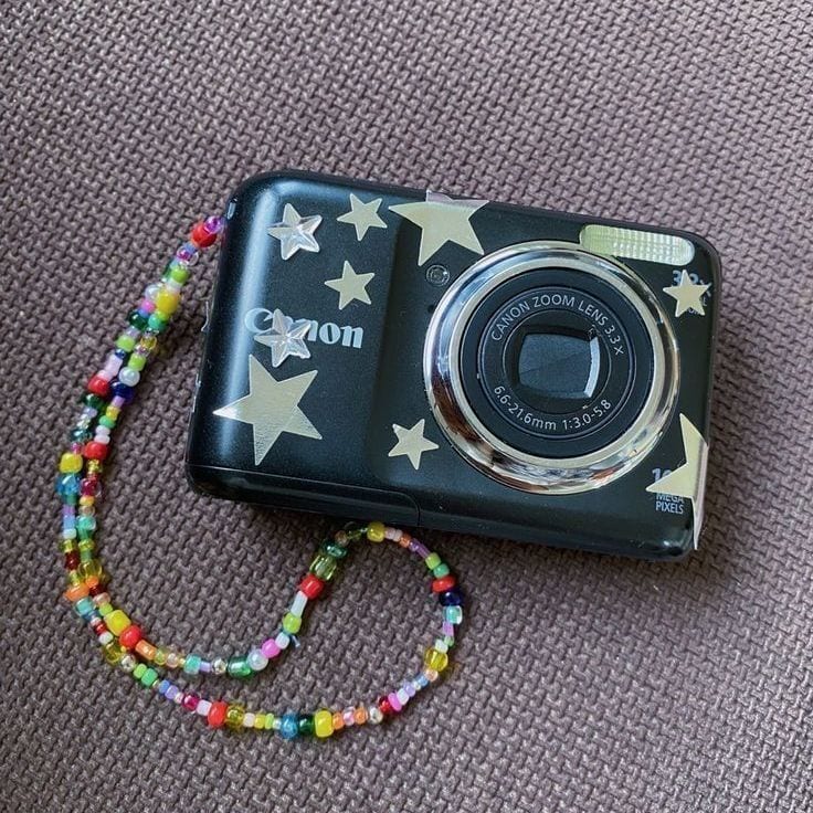 Canon Digital Camera Y2K (Star Strap)